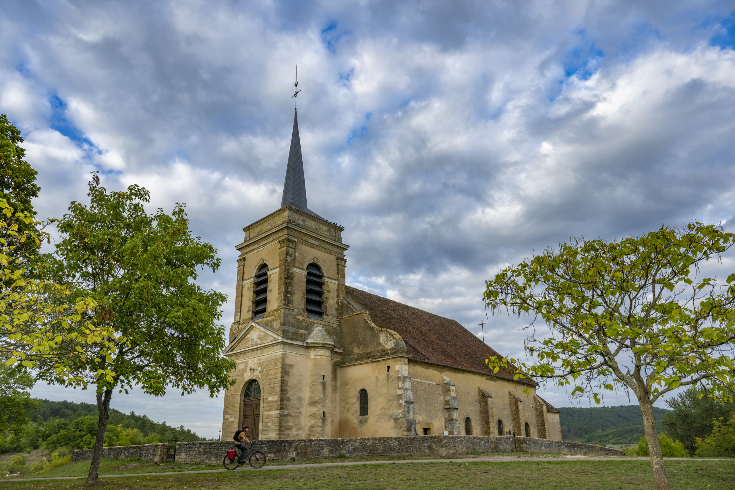 Eglise Asquins @JJGelbart