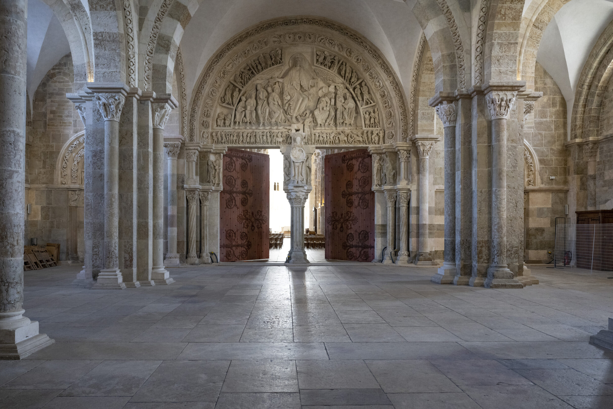 Tympan Sainte Marie Madeleine @JJGelbart