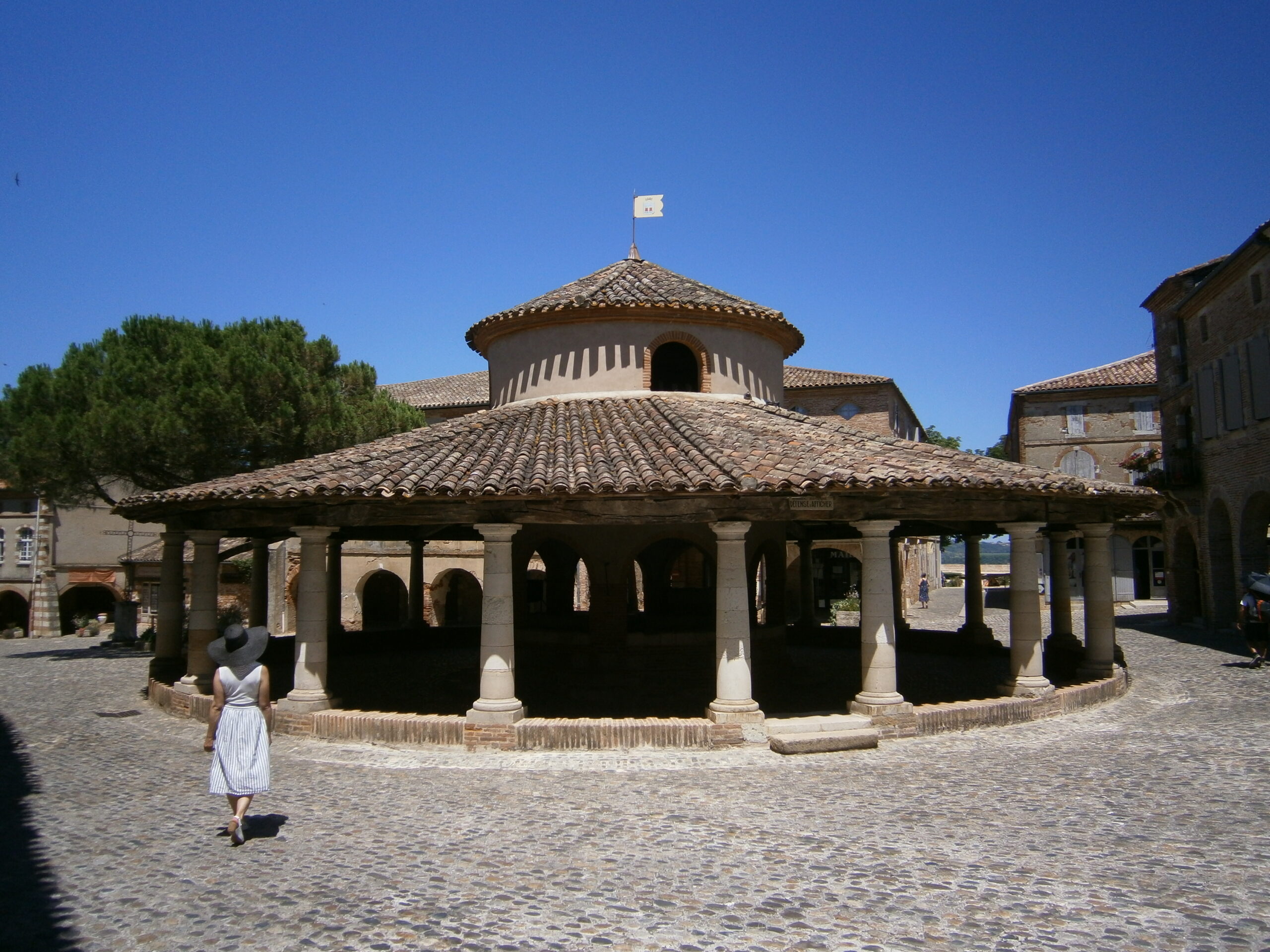 Auvillar - Halle aux grains ©AFCC