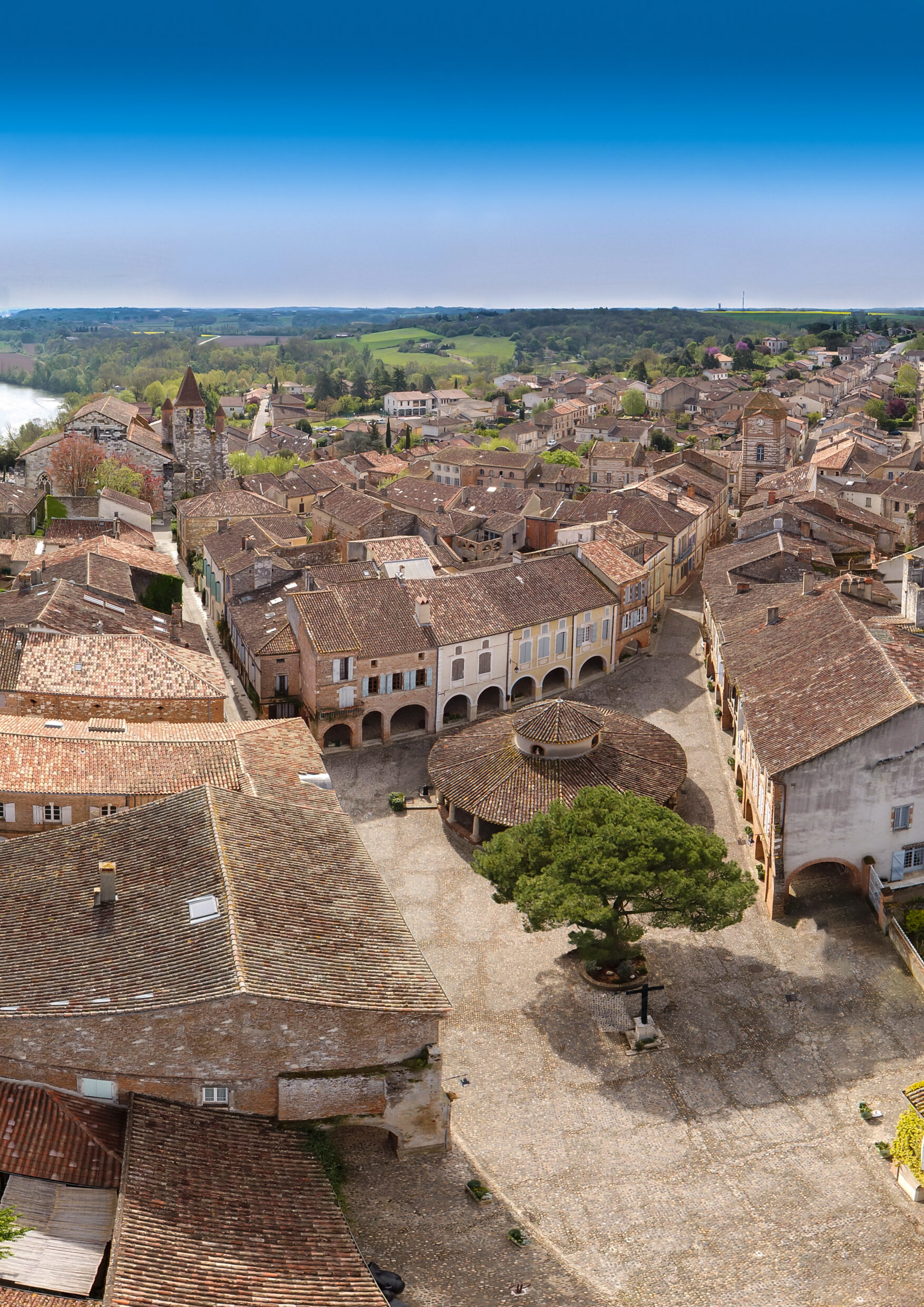 Vue aérienne Auvillar ©AFCC