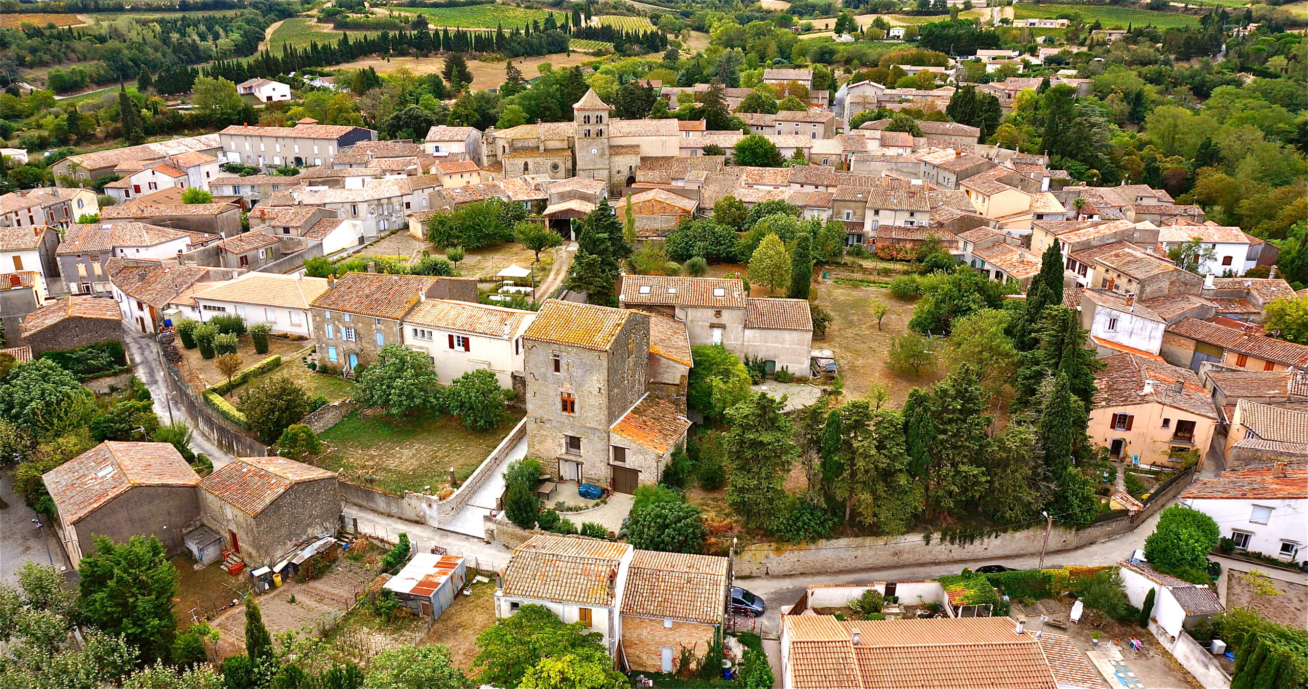 Vue aérienne Arzens ©AFCC