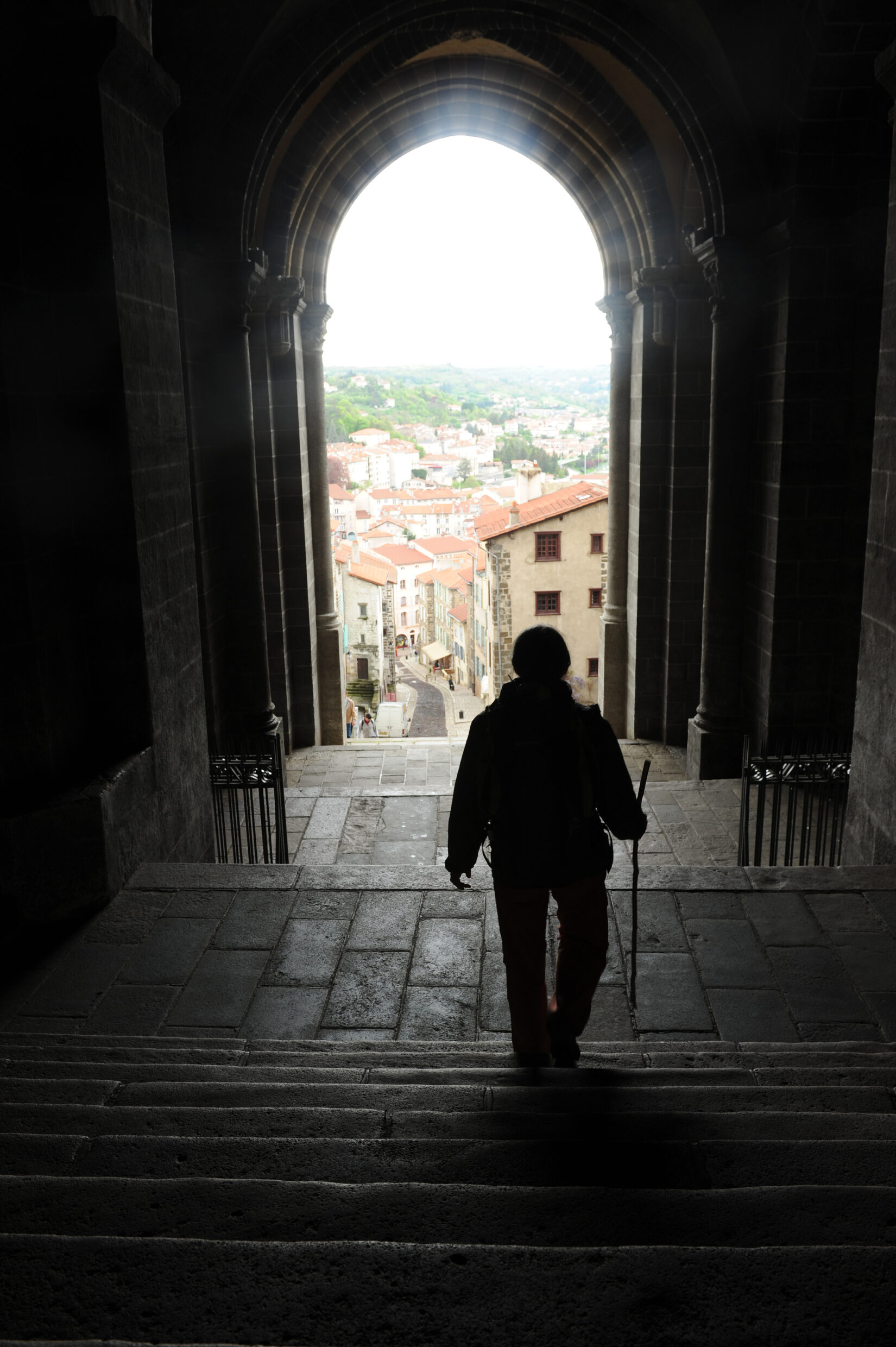 en sortant de la cathédrale du Puy.... le chemin