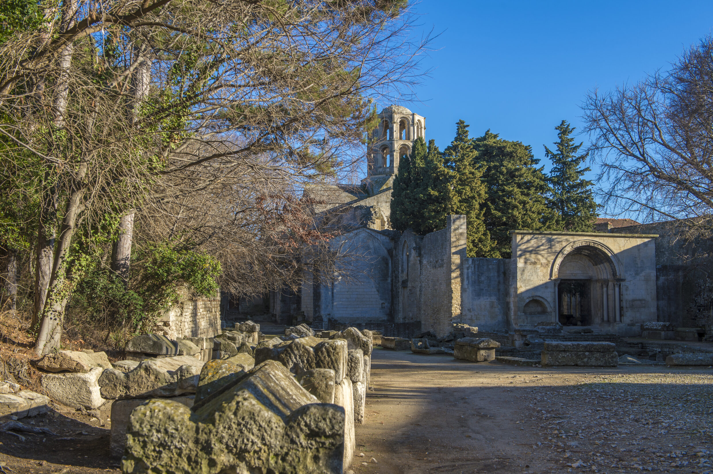 Vers St Honorat, Arles ©JJ Gelbart