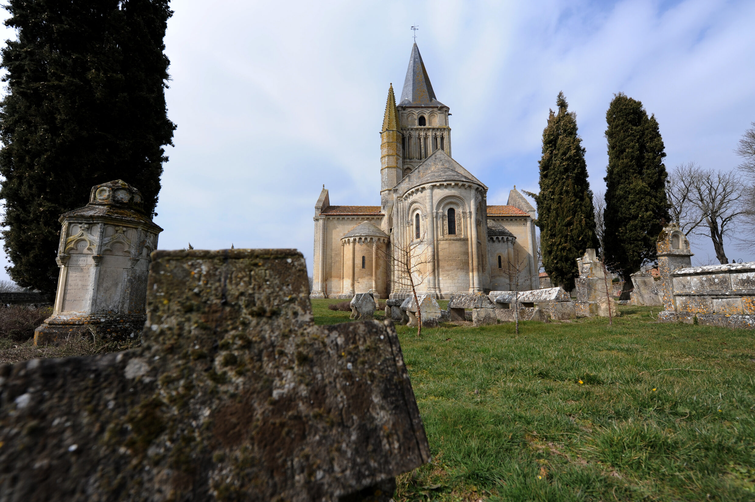 Eglise Saint-Pierre, Aulnay ©AFCC JJGelbart