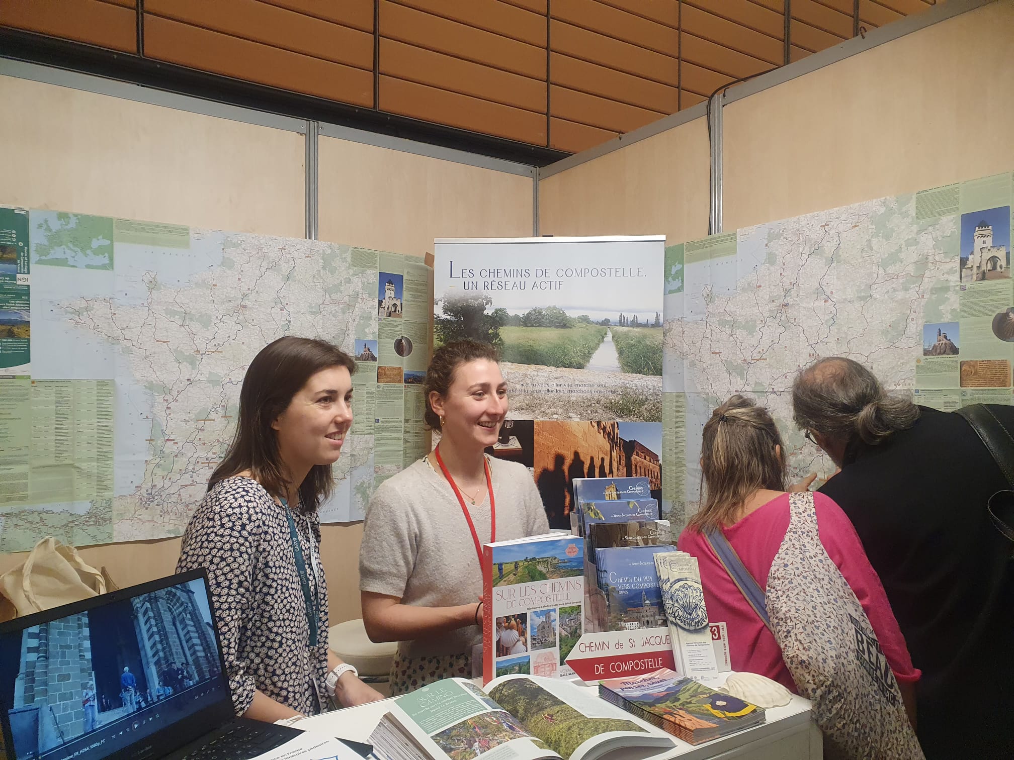 Au salon du randonneur 2024 ©AFCC
