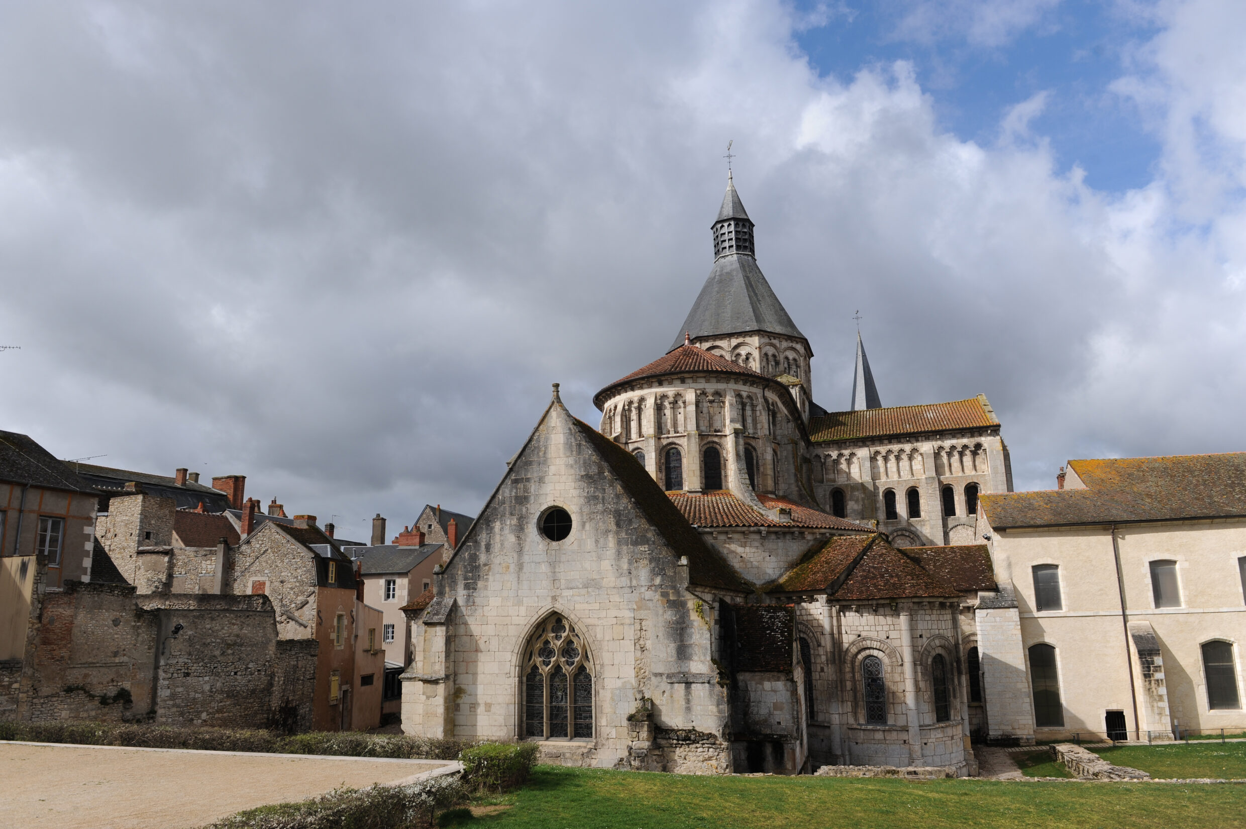 Eglise Sainte-Croix-Notre-Dame ©AFCC JJGelbart