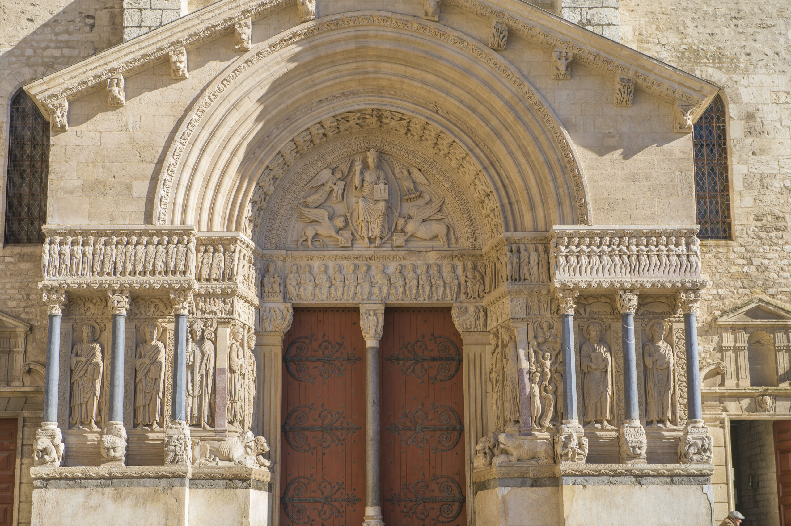Saint-Trophime Voie d'Arles ©AFCC JJGelbart