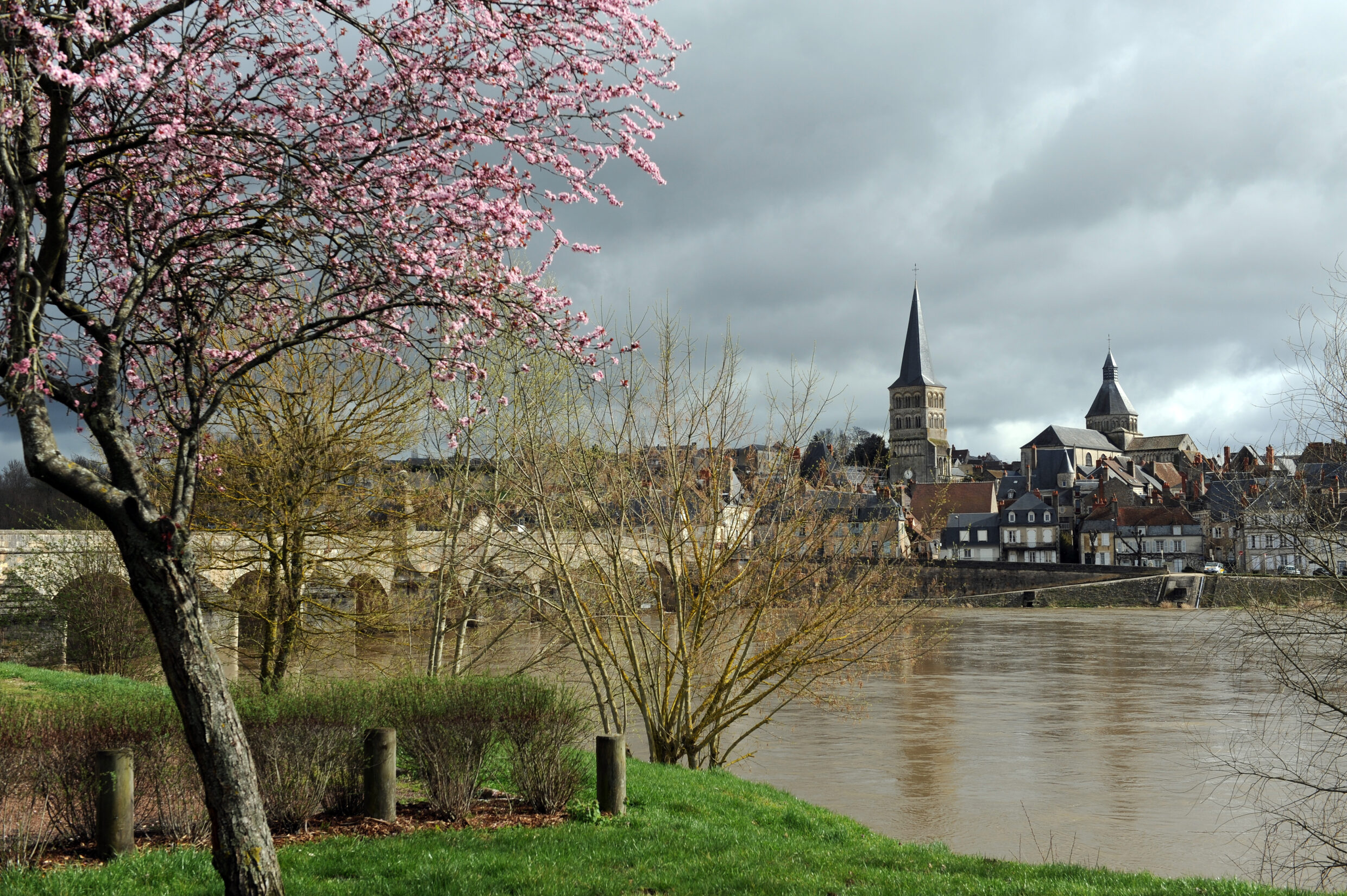 La Charité et la Loire ©AFCC JJGelbart